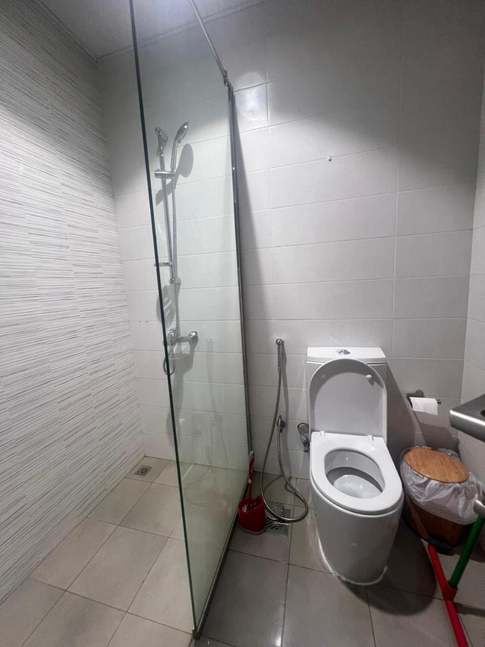 Downtown Holiday'S - 1 Min To Dubai Mall & Burj Khalifa Hostel Ngoại thất bức ảnh